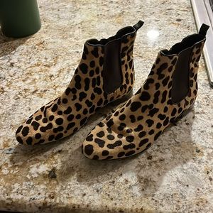 Tory Burch size 7.5 brown leopard print short boots; maybe worn 6 times ever!